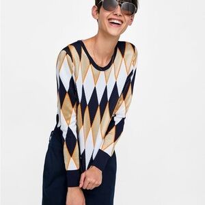 Zara Navy and Gold Diamond Pattern Long Sleeve Top